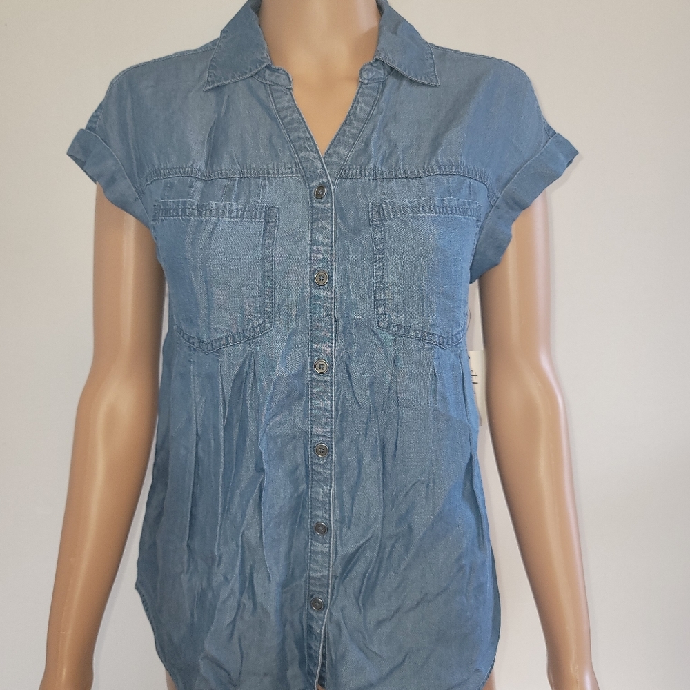 Blouse - Picture 2 of 3
